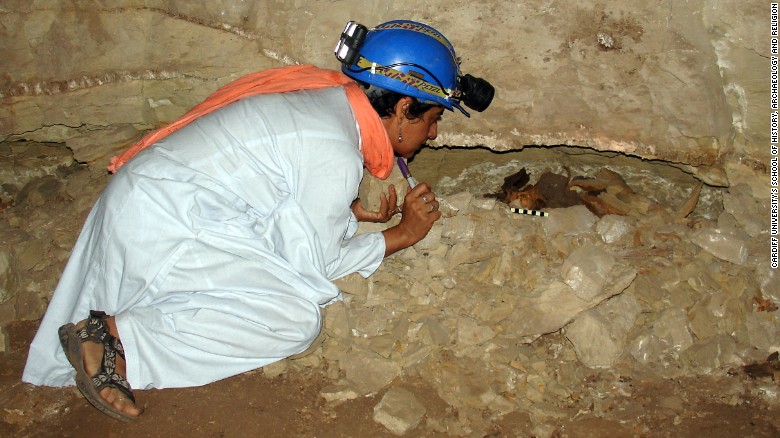 Mısırın eski yeraltı mezarlarında ekserisi köpek olan mumyalanmış 8 milyon hayvan cesedi bulundu